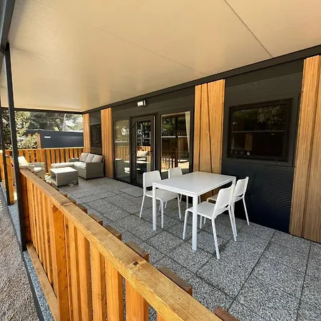 Emil 8 Holiday home *